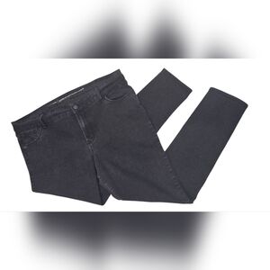 Old Navy Women's Super Skinny Jeans - Black - Mid-Rise